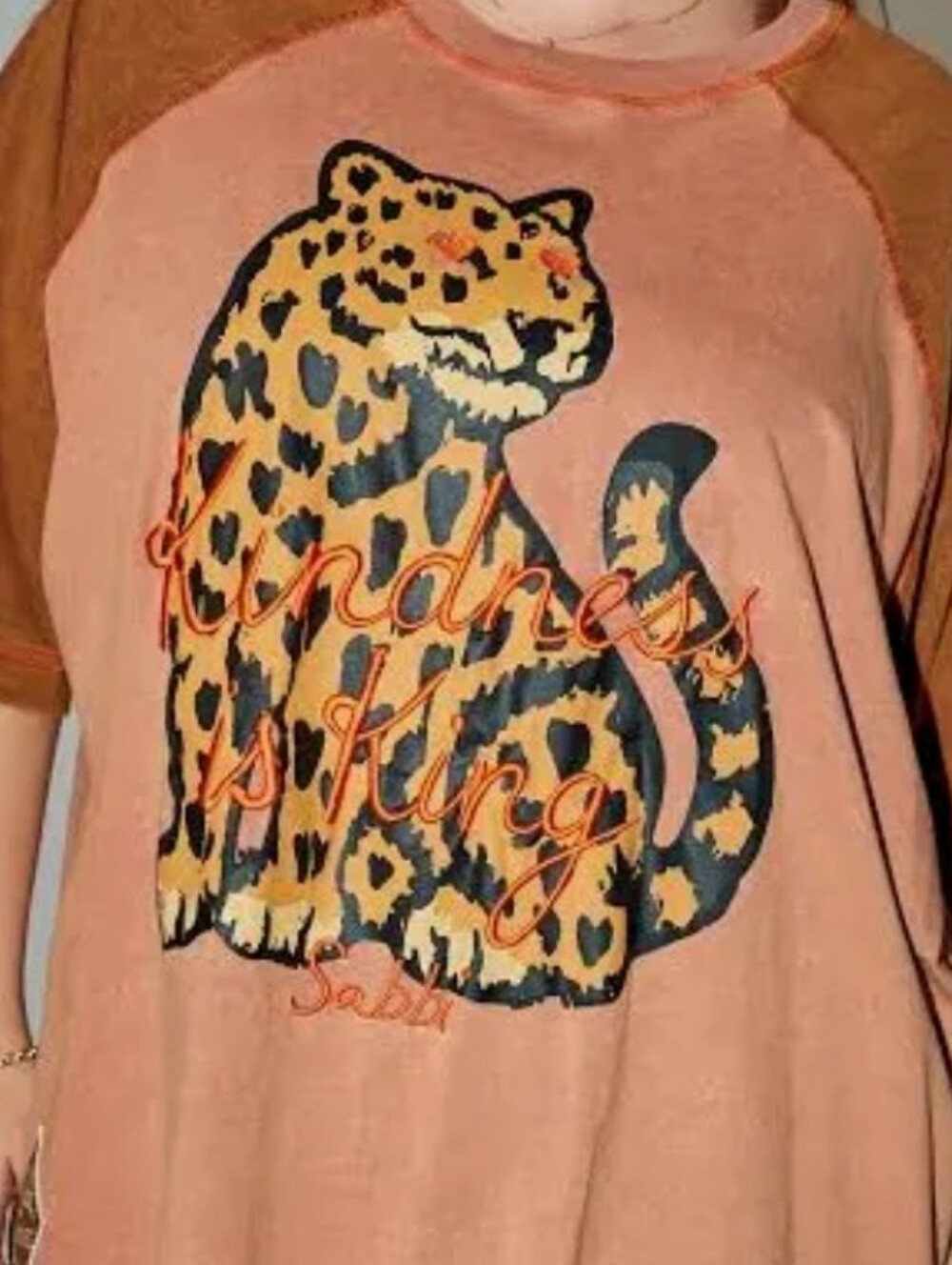 NWT Sabbi Leopard Graphic Tee in Orange and Brown